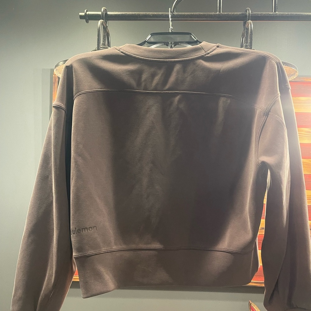 Lululemon Brown Sweatshirt